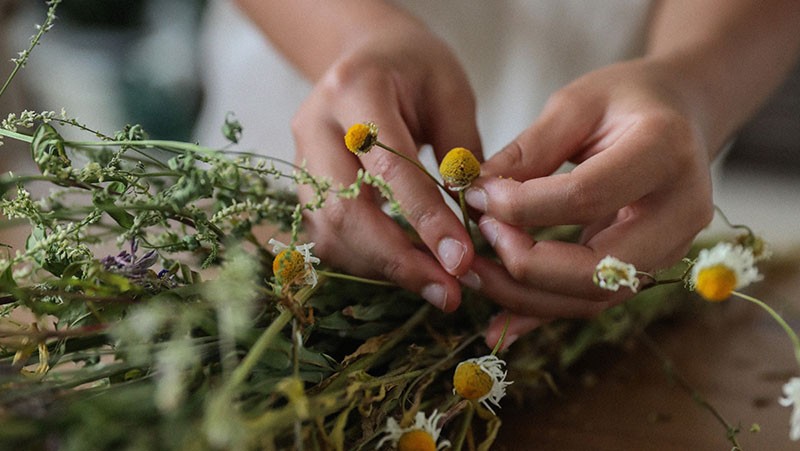 Creating a bouquet