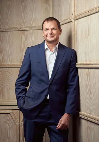 Simon Halle-Smith, Head of Global Human Resources and EHS